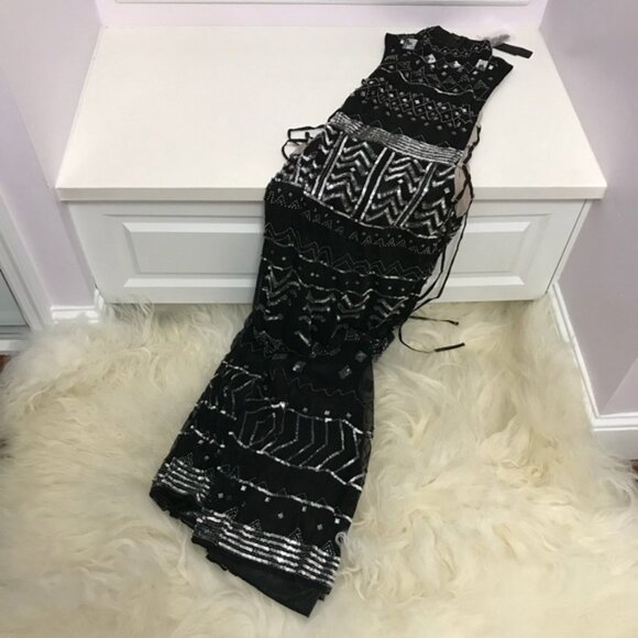 Bebe LACE UP SIDE GOWN - Picture 2 of 8